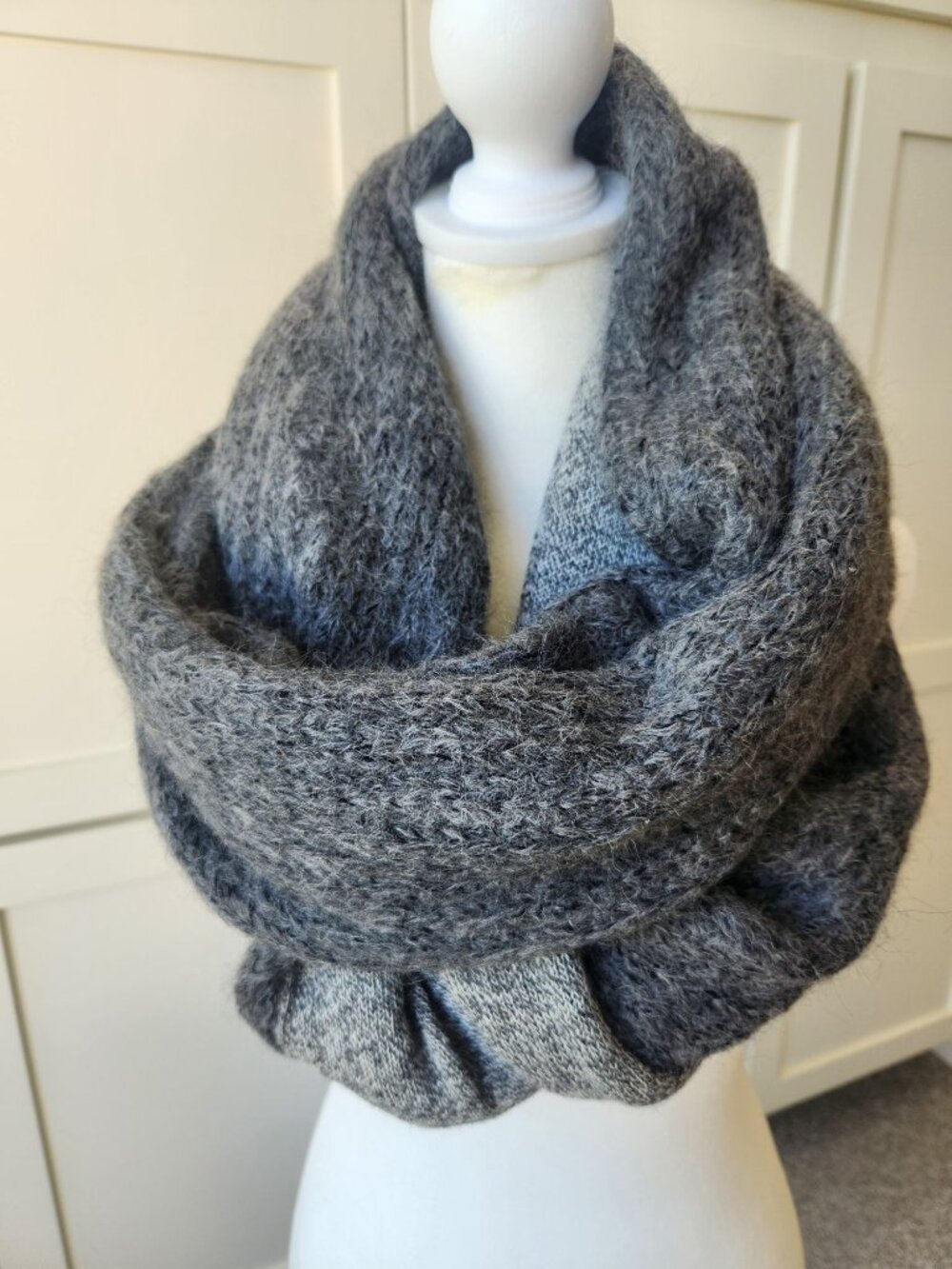 Terrain Alpaca Double-Sided Infinity Scarf Gray Soft Cozy Winter Fall Luxury